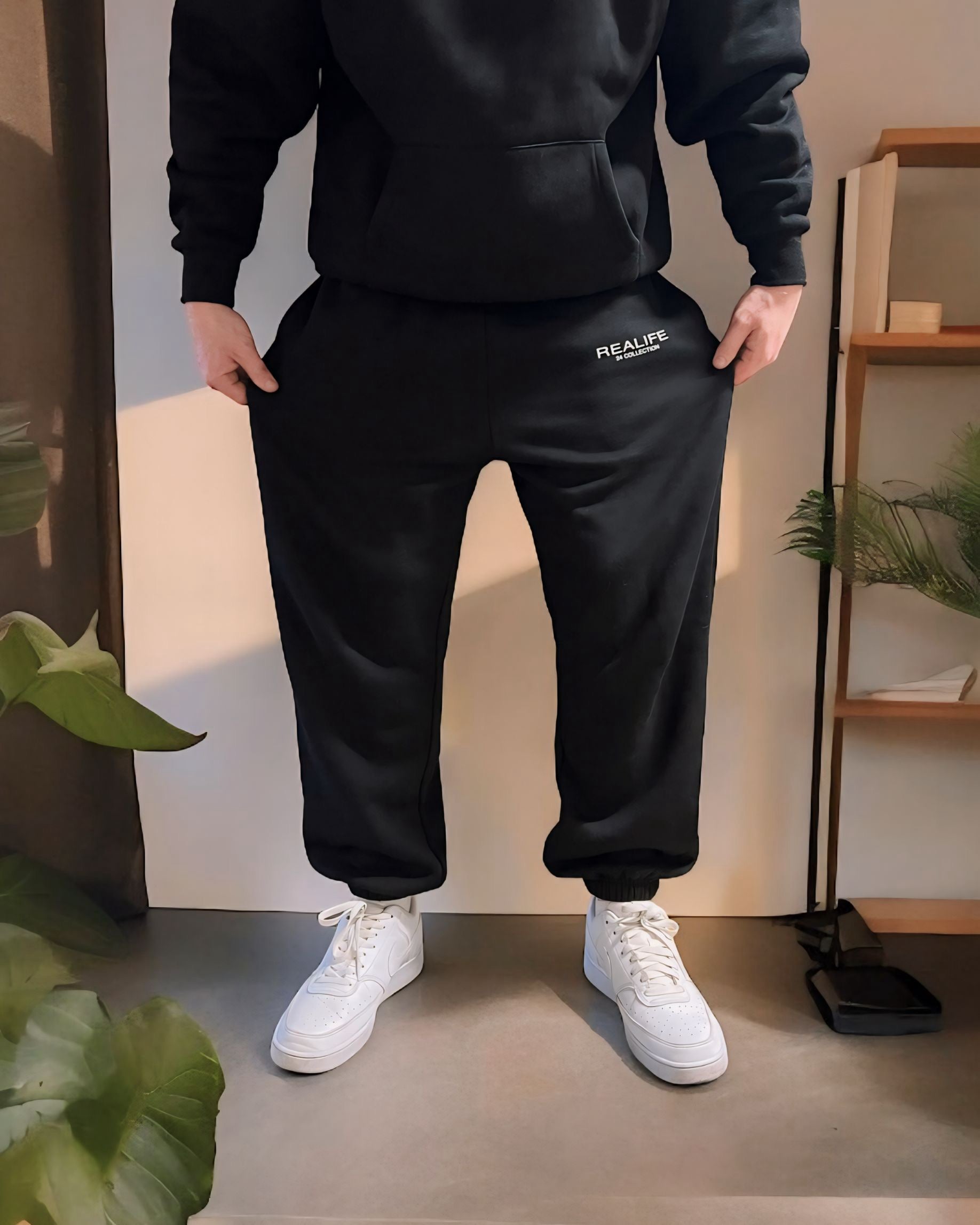 24 Collection TrackPants | Black